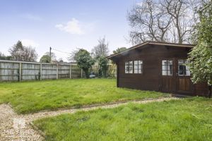 Garden/Summerhouse- click for photo gallery